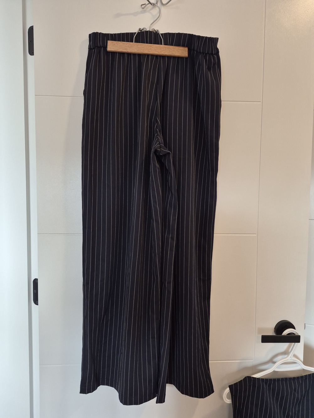 Cider Navy Pinstriped Set - Picture 8 of 10
